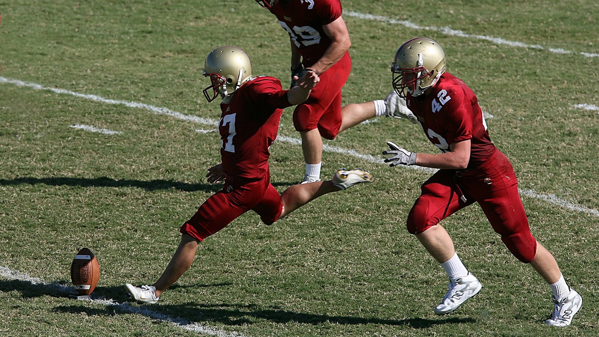 九游app下载中心-中国足球国家队教练组完善多赛季对手数据库，中国足球队国家队教练
